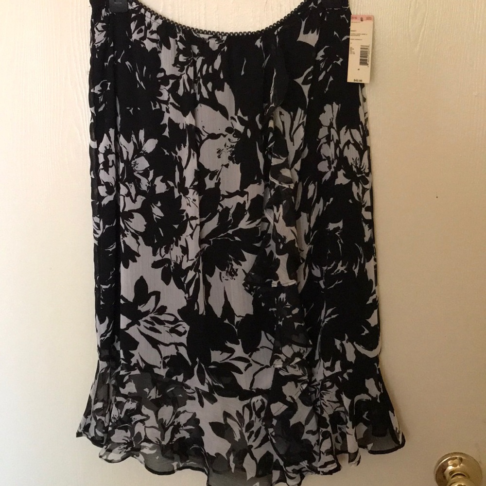 NWT floral skirt
